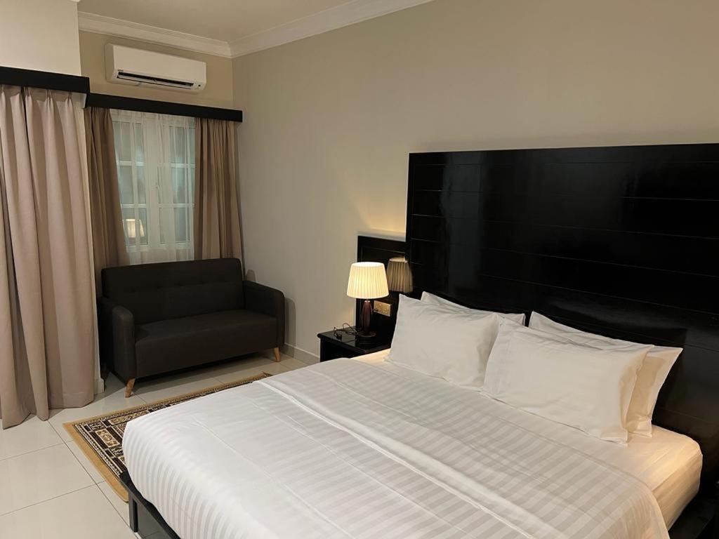 Aneeda Inn Pantai Cenang  Eksteriør billede