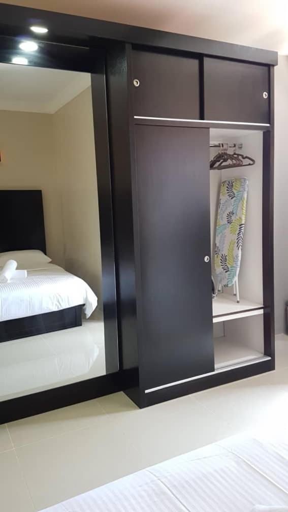Aneeda Inn Pantai Cenang  Eksteriør billede