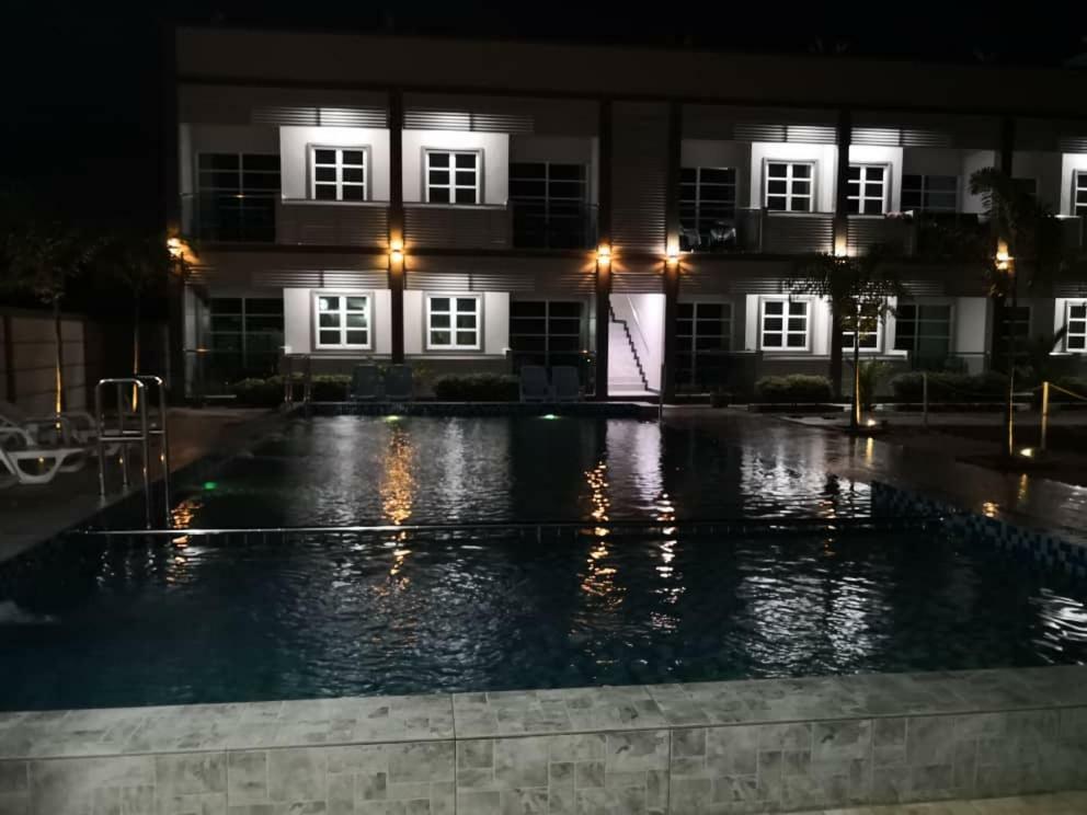 Aneeda Inn Pantai Cenang  Eksteriør billede